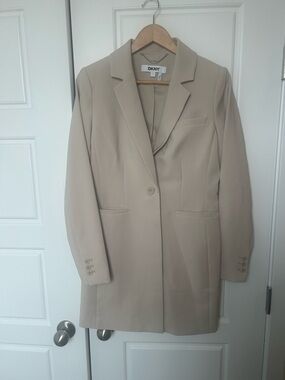 DKNY Beige Single-Button Blazer